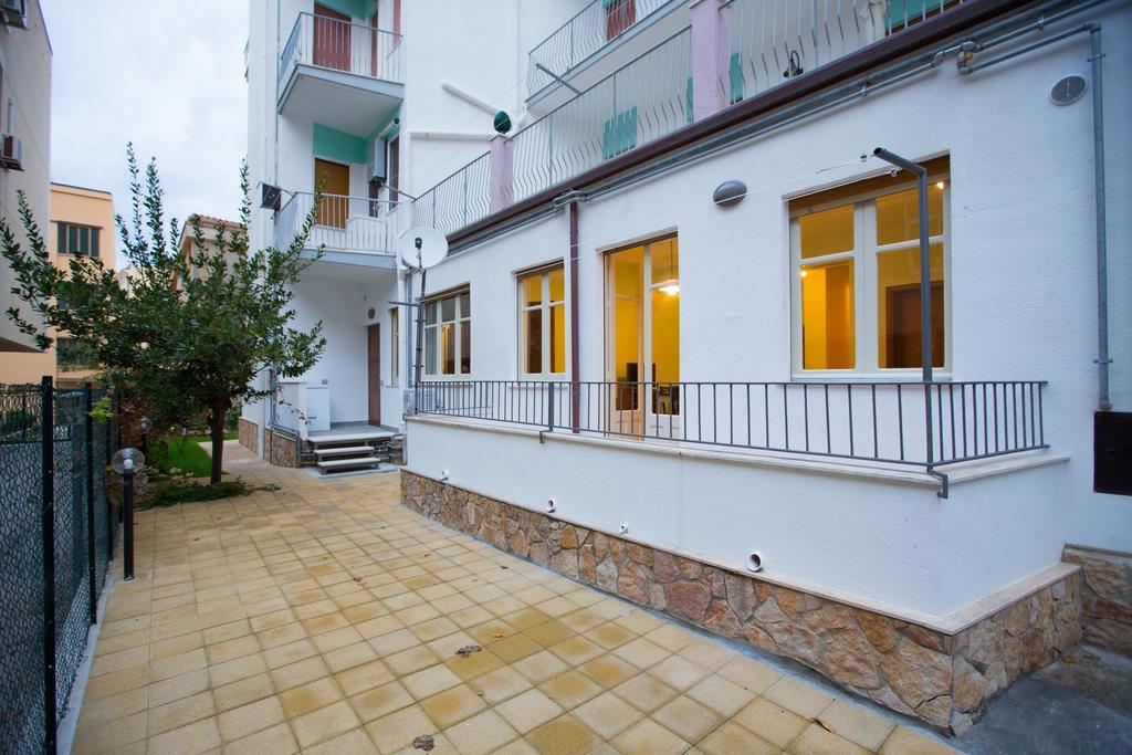شقة Il Nido Del Sole تْشيفالو الغرفة الصورة